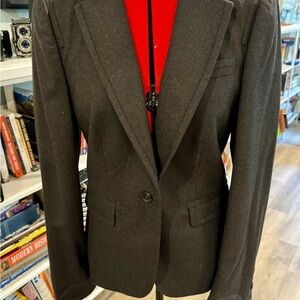 Gucci fitted blazer.